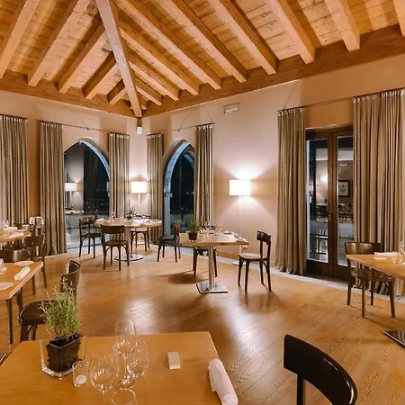 Tenuta De L'annunziata - Natural Relais Uggiate-Trevano
